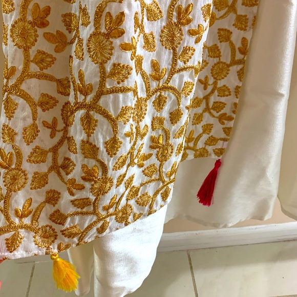 Mom & daughter dresses . - Picture 3 of 9